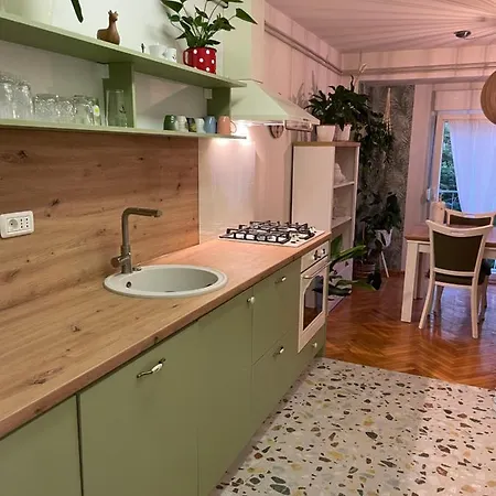 Avocado Apartman Pula