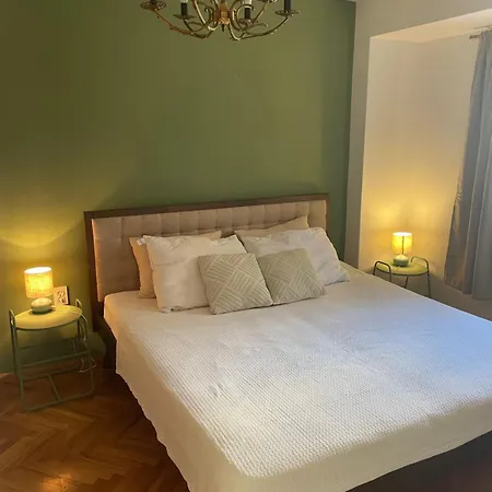 Apartman Avocado *