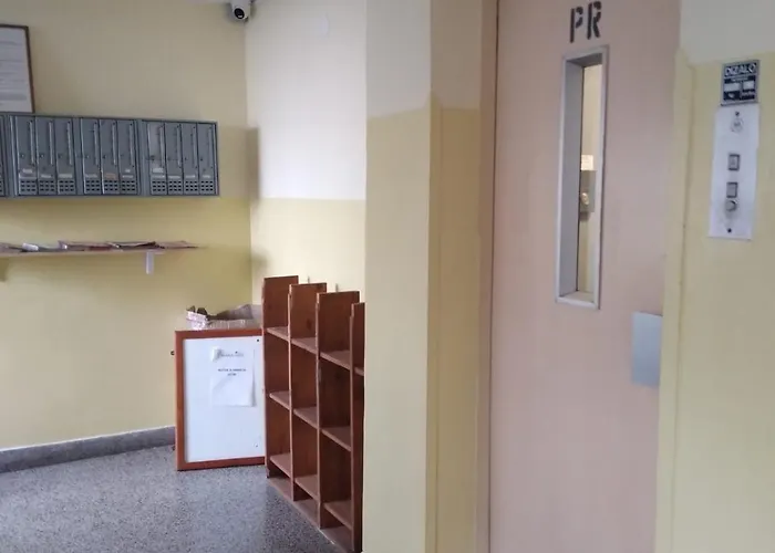 Avocado Center- Pet Friendly! *